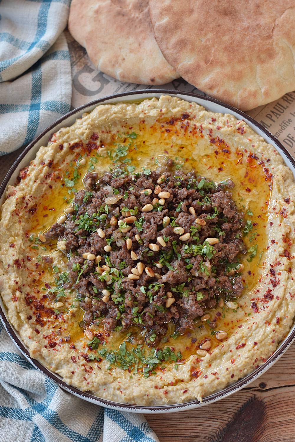 חומוס ובשר